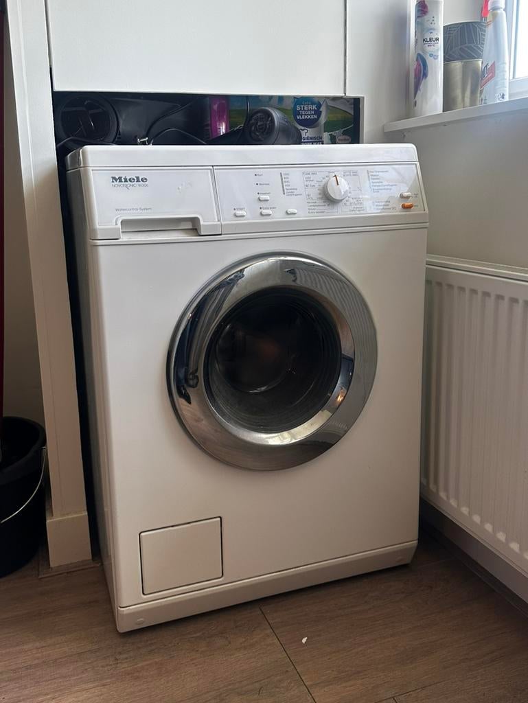 Miele wasmachine, Witgoed en Apparatuur, Wasmachines, Gebruikt, 85 tot 90 cm, Minder dan 1200 toeren, Ophalen