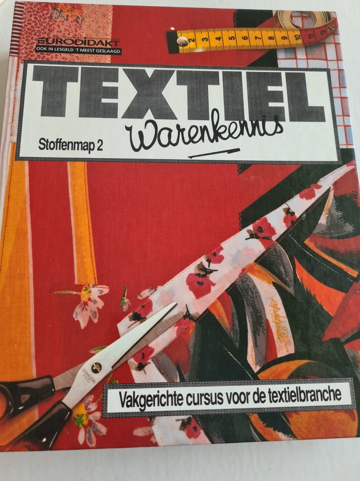 Textiel Warenkennis Stoffenmap 2 - Eurodidakt, Boeken, Ophalen of Verzenden, Zo goed als nieuw, MBO, Eurodidakt