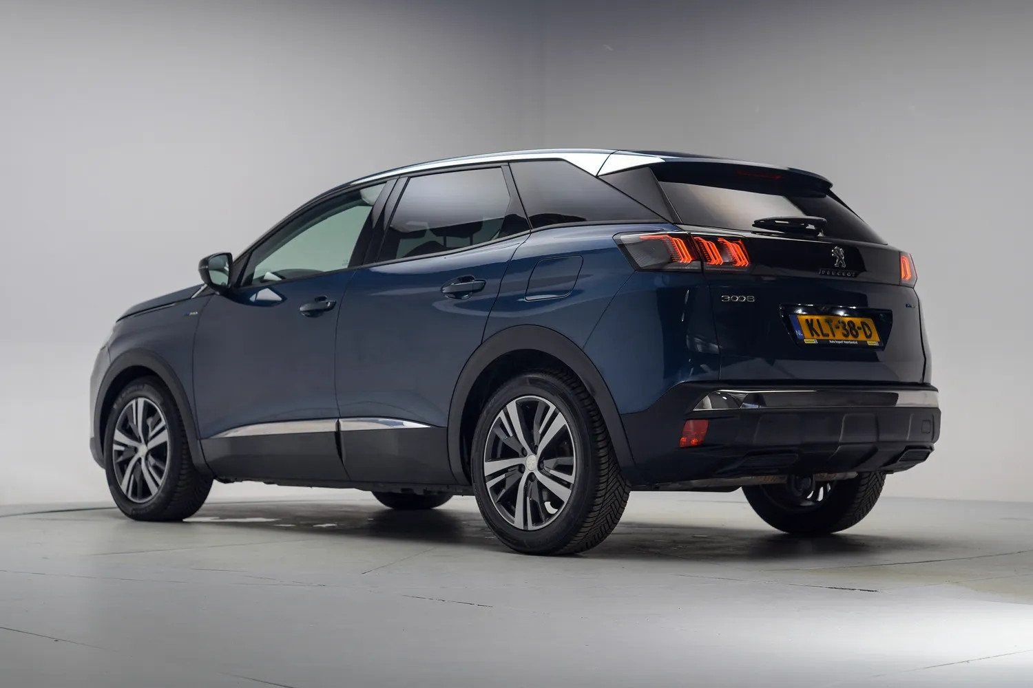 Peugeot 3008 1.6 Plug-in Hybrid 225 Allure [ LED Navi Camera, Auto's, Blauw, Plug-in hybride, Bedrijf, Hybride Elektrisch/Benzine