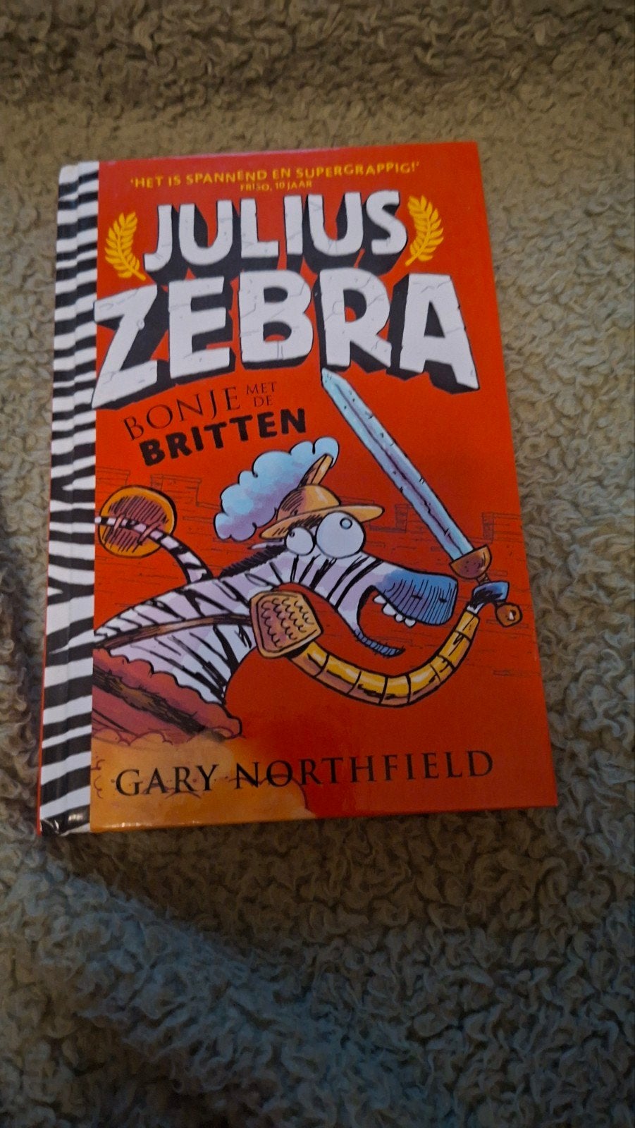 Julius zebra binje met de britten, Ophalen of Verzenden, Zo goed als nieuw, Verhalen