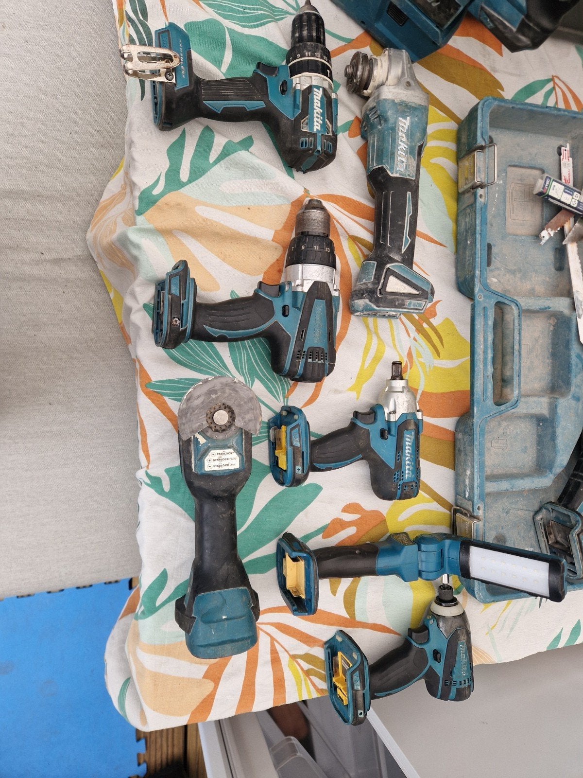 Zeer nette complete Makita 18V gereedschap set, Ophalen, Gebruikt, Overige typen