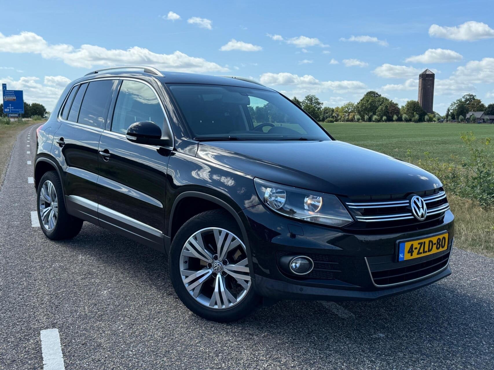 Volkswagen Tiguan 2.0 TDI H6 Sport&Style | 140pk, Auto's, Voorwielaandrijving, Gebruikt, Zwart, 4 cilinders