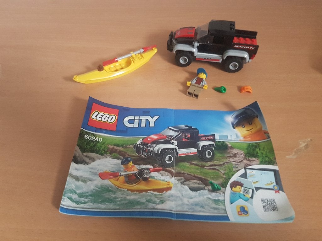lego 2 set met boekje per set 15 euro samen 25 euro, Ophalen of Verzenden, Zo goed als nieuw