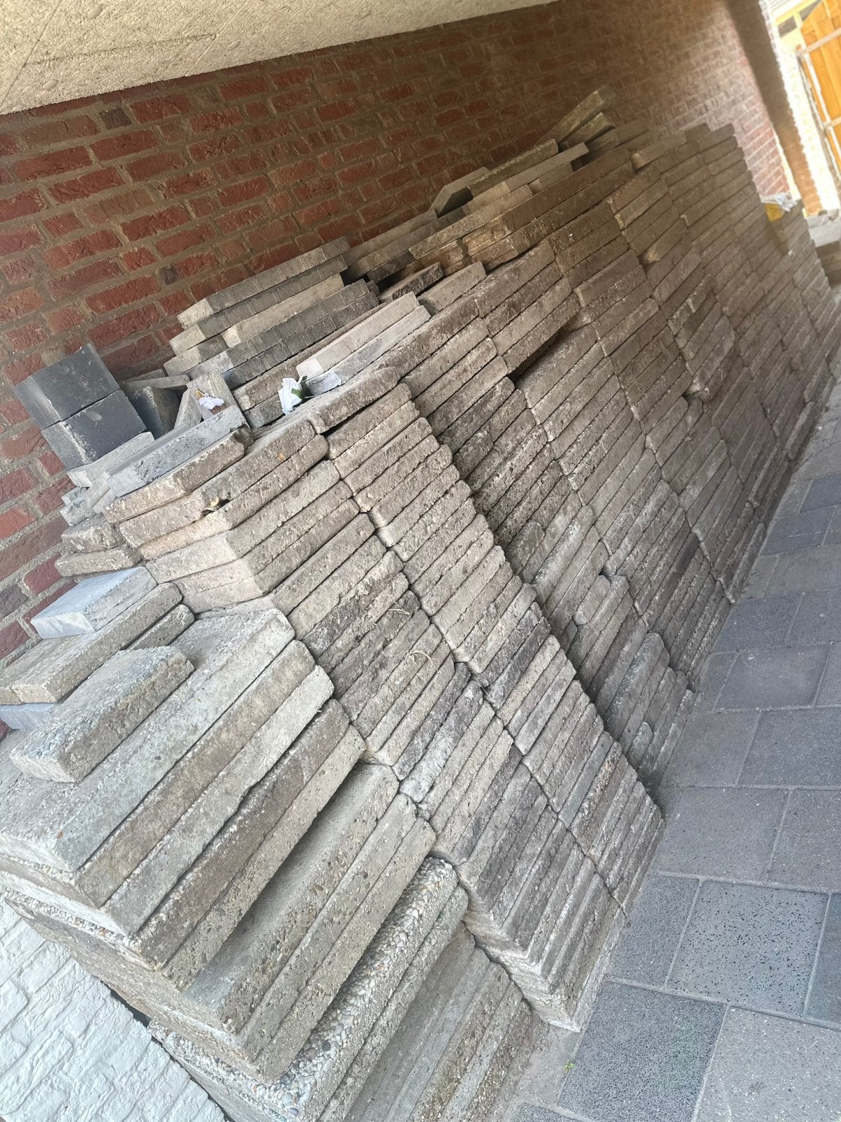 Gratis ophalen!!, Tuin en Terras, Tegels en Klinkers, Ophalen, Zo goed als nieuw, Beton, Terrastegels