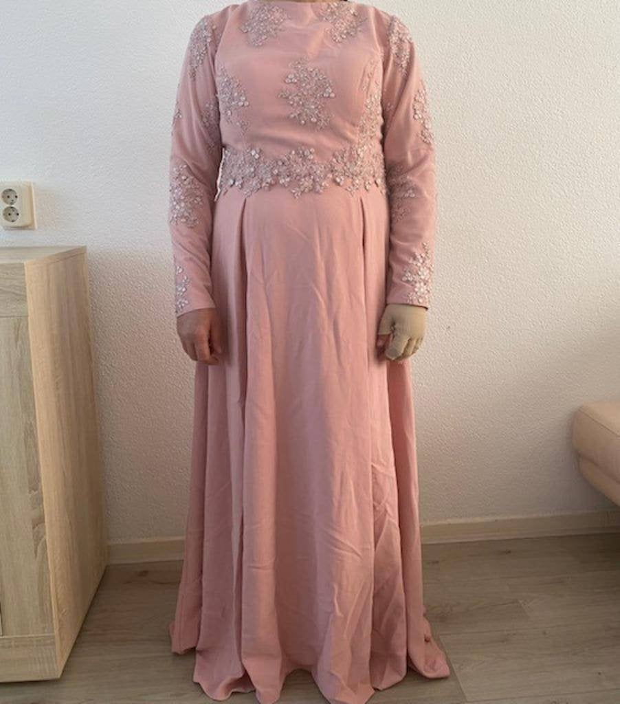 Jurk / abiye/ galajurk, Ophalen, Zo goed als nieuw, Maat 46/48 (XL) of groter, Onder de knie