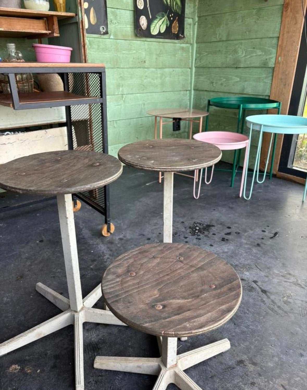 Set van drie oude vintage retro schoolkrukken krukjes, Ophalen, Gebruikt, Hout