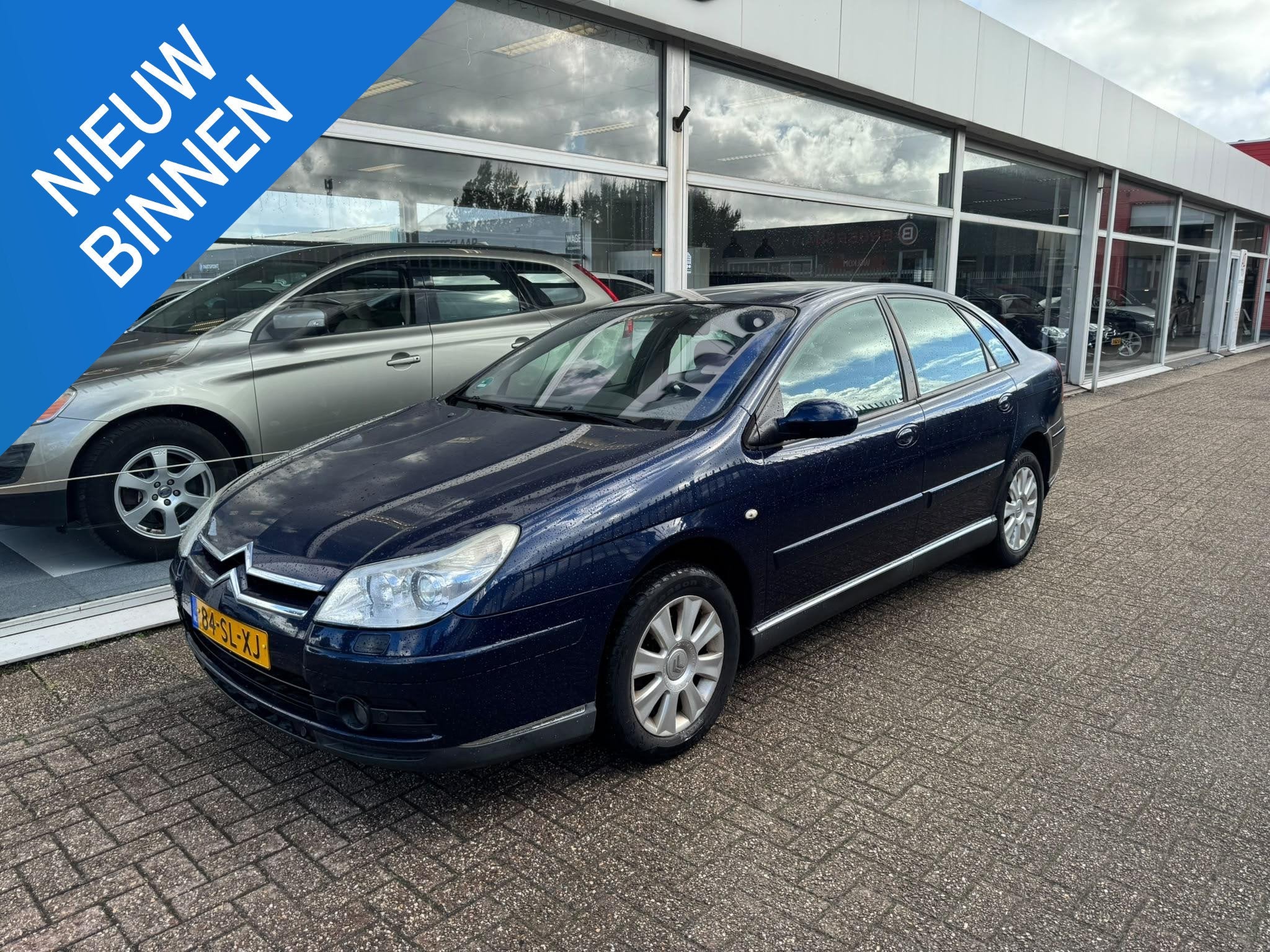 Citroen C5 2.0-16V Exclusive | 3e eigenaar | Automaat | Airc, Gebruikt, Xenon verlichting, 4 cilinders, 700 kg