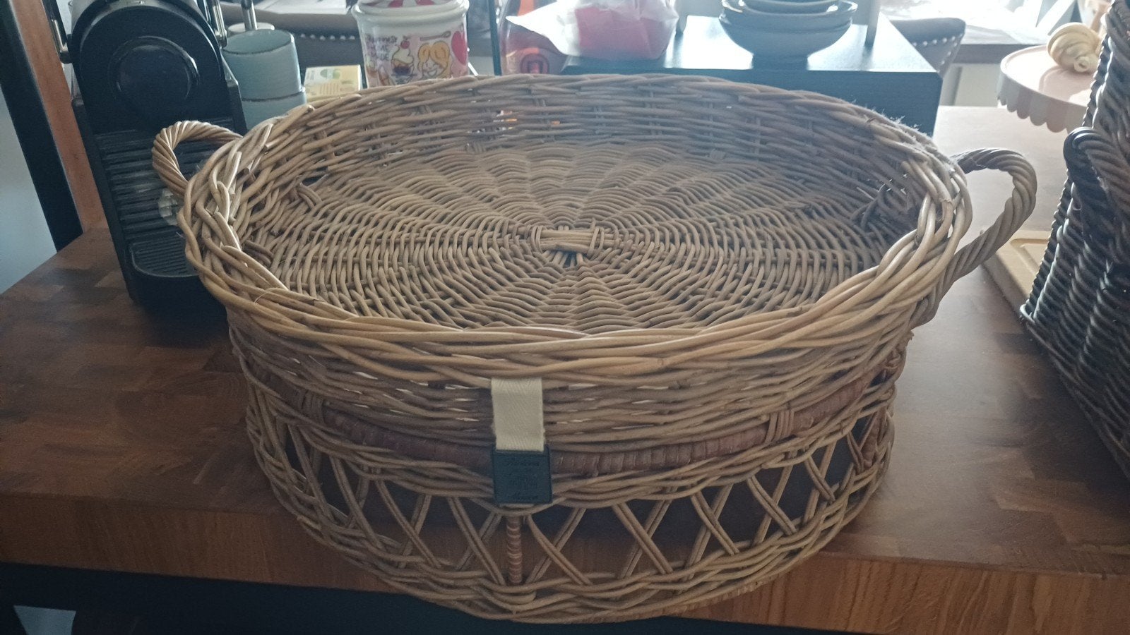 Riviera Maison Rattan Fruitmand, Huis en Inrichting, Woonaccessoires | Schalen en Manden, Ophalen, Mand, Rond, Zo goed als nieuw