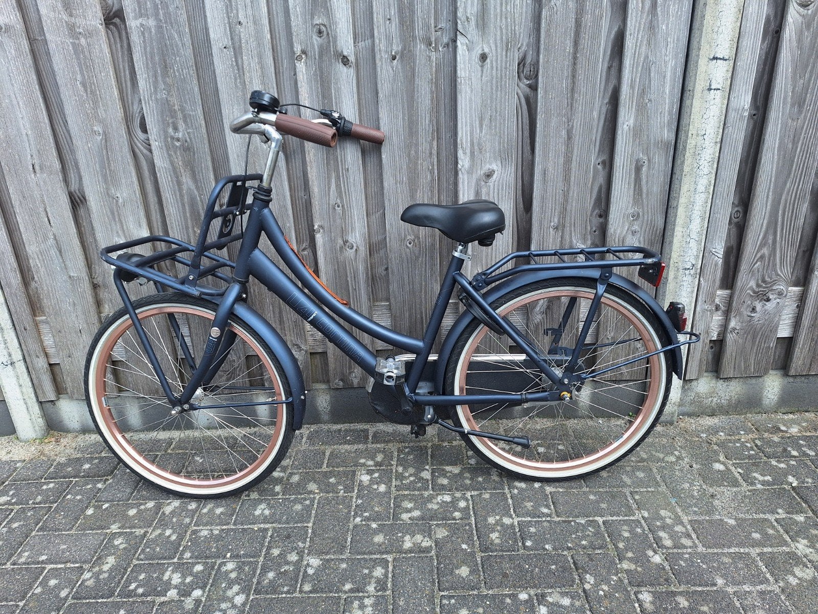 Cortina 24 inch meisjesfiets met 3 versnellingen, Ophalen, Terugtraprem, Versnellingen, Cortina