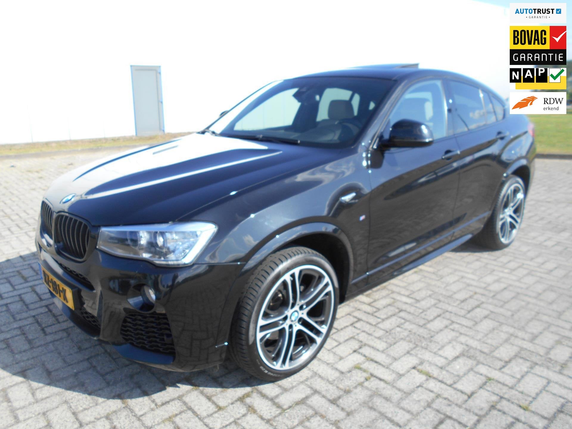 BMW X4 XDrive20d High Executive M Sport Edition Automaat , L, Auto's, Automaat, Euro 6, 2000 kg, Zwart