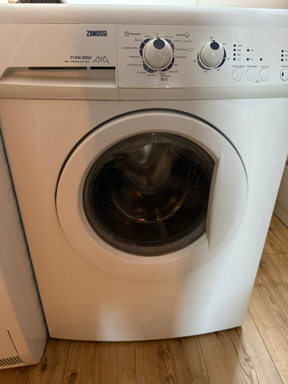 Goedwerkende wasmachine te koop, Witgoed en Apparatuur, Ophalen, Zo goed als nieuw, 85 tot 90 cm, 1200 tot 1600 toeren