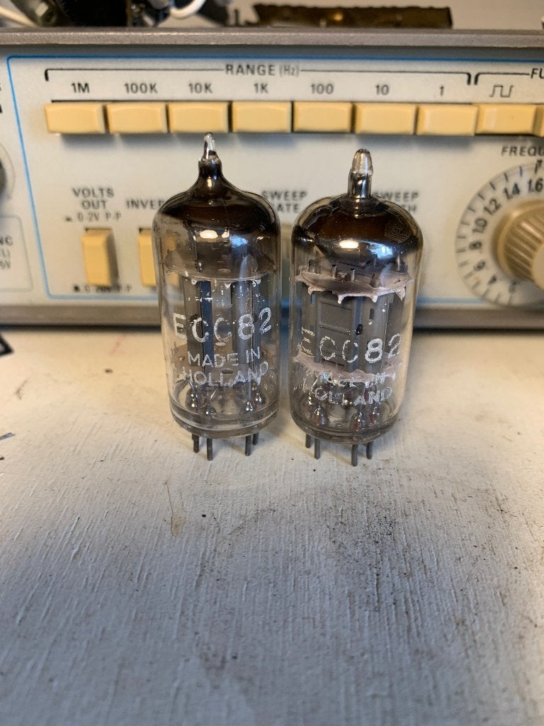 ECC82 philips paartje, Verzenden
