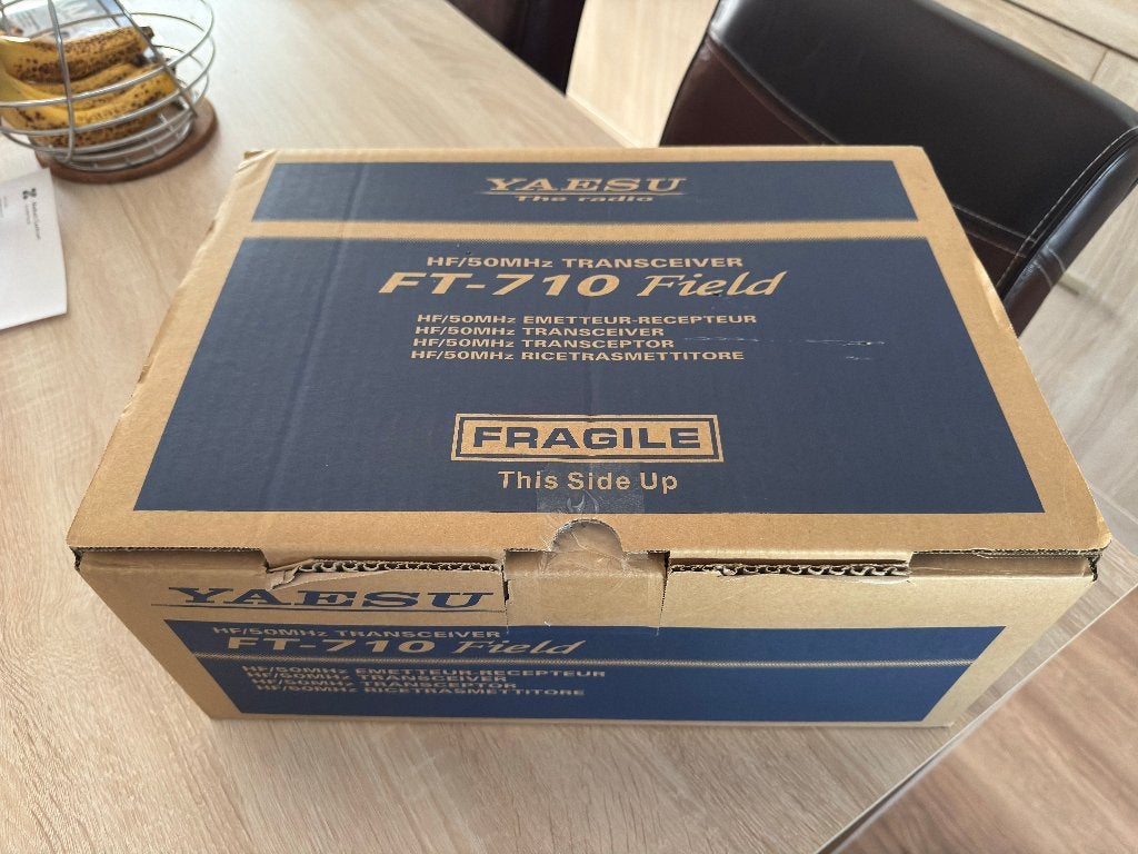 Yaesu FT-710 Field HF Transceiver, Telecommunicatie, Ophalen, Zo goed als nieuw, Zender en Ontvanger