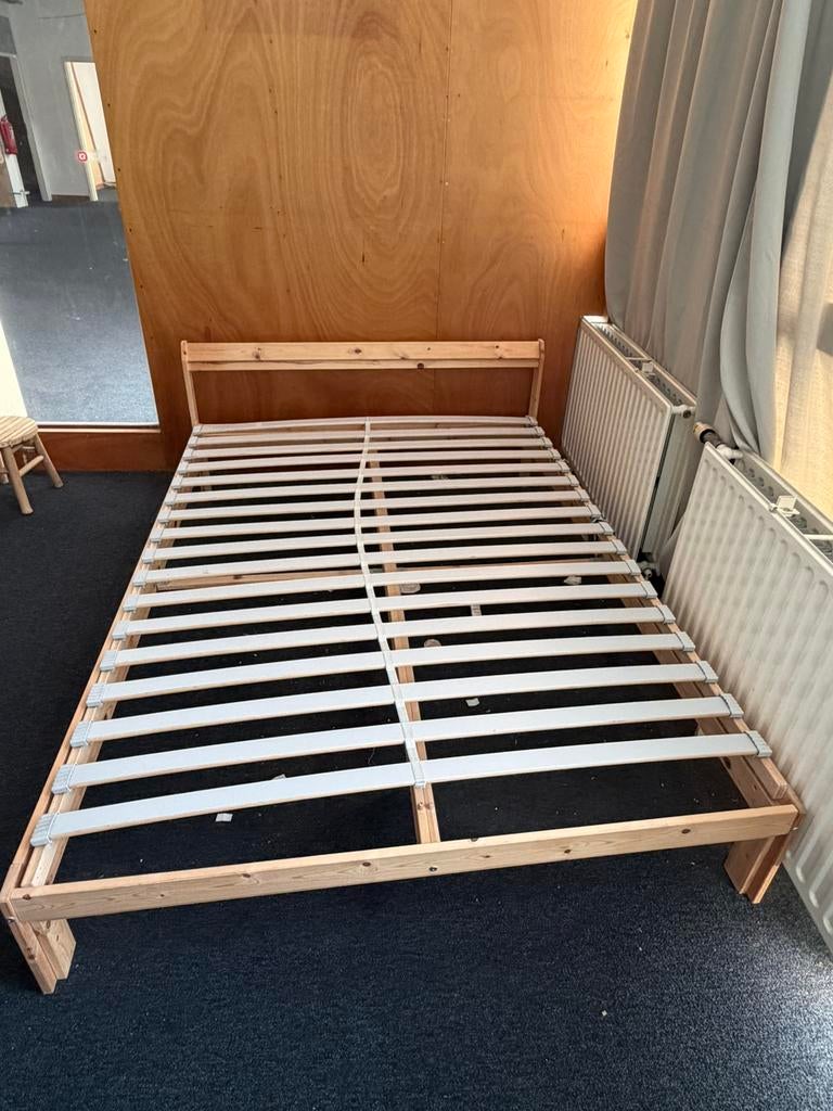 Ikea bedframe neiden, Huis en Inrichting, Slaapkamer | Bedden, Ophalen, Wit, Tweepersoons, 140 cm