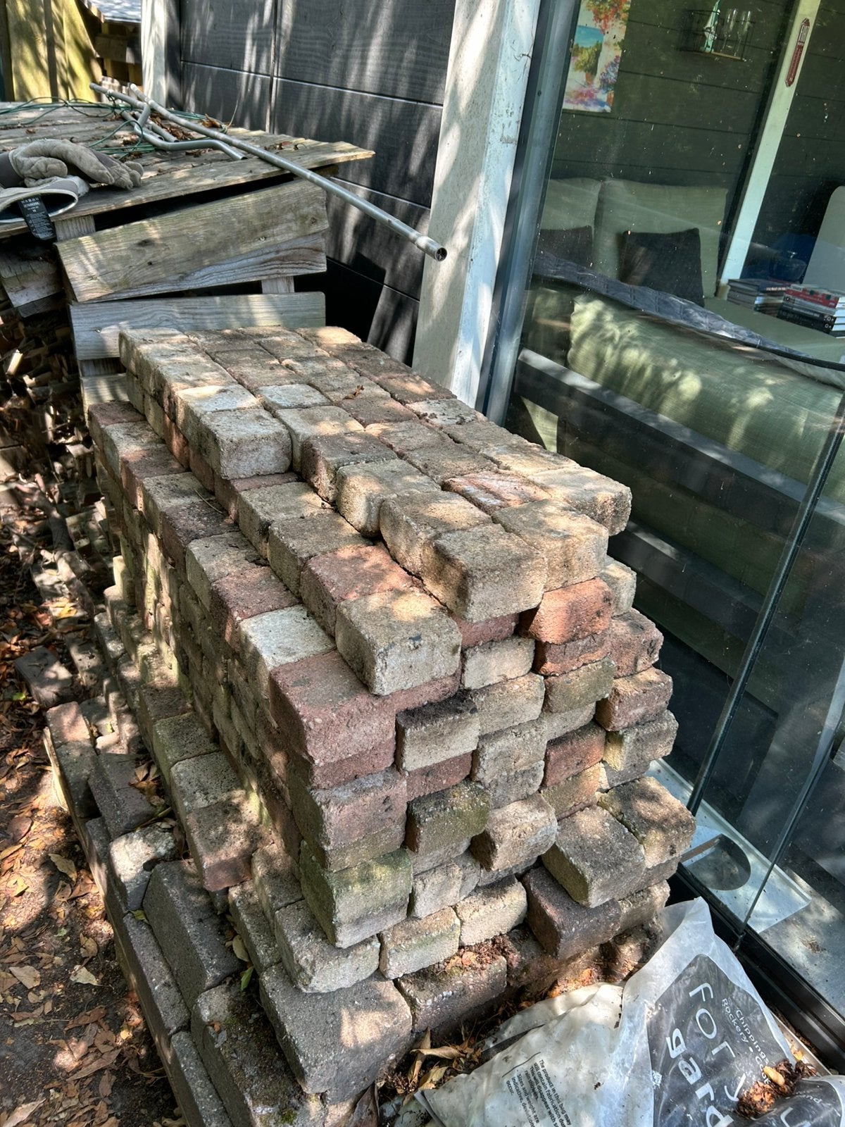 Gratis; Klinkers 10x10 getrommeld ca 12m2, Ophalen, Gebruikt, Klinkers, Natuursteen