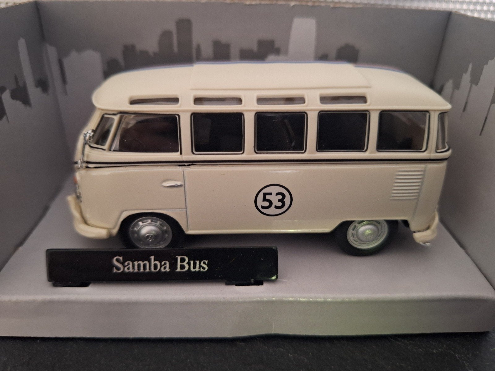 Volkswagen T1 Samba bus Herbie 53 Schaal 1:43, Overige merken, Auto, Nieuw, Cararama