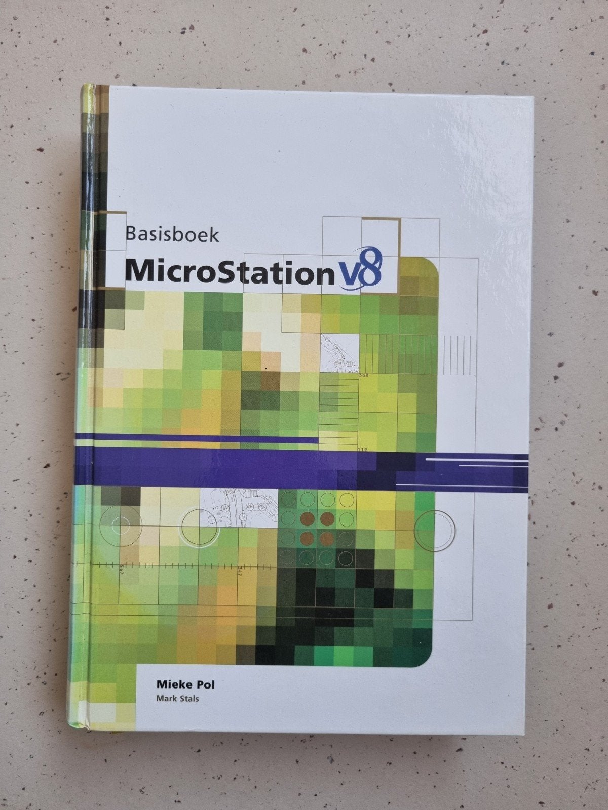 M. Stals - Basisboek MicroStation V8, Ophalen of Verzenden, Zo goed als nieuw, M. Stals; M. Pol
