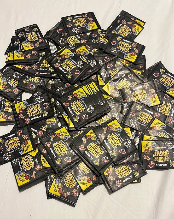 Jumbo stickerjacht 110 ongeopende pakjes StukTV, Verzamelen, Jumbo, Verzenden