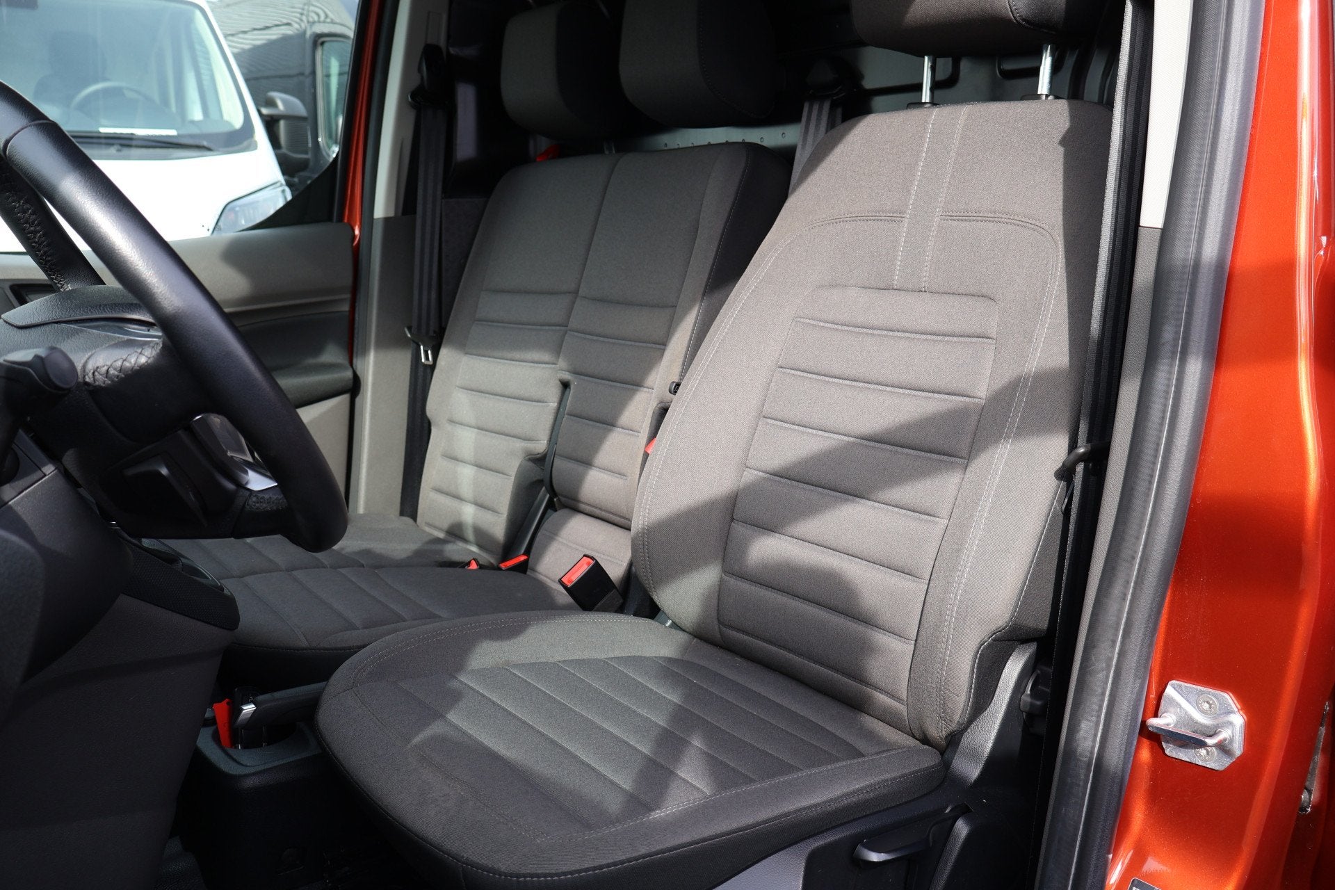 Ford Transit Connect 1.5 EcoBlue L2 Limited Automaat, Gebruikt, Euro 6, 4 cilinders, Origineel Nederlands