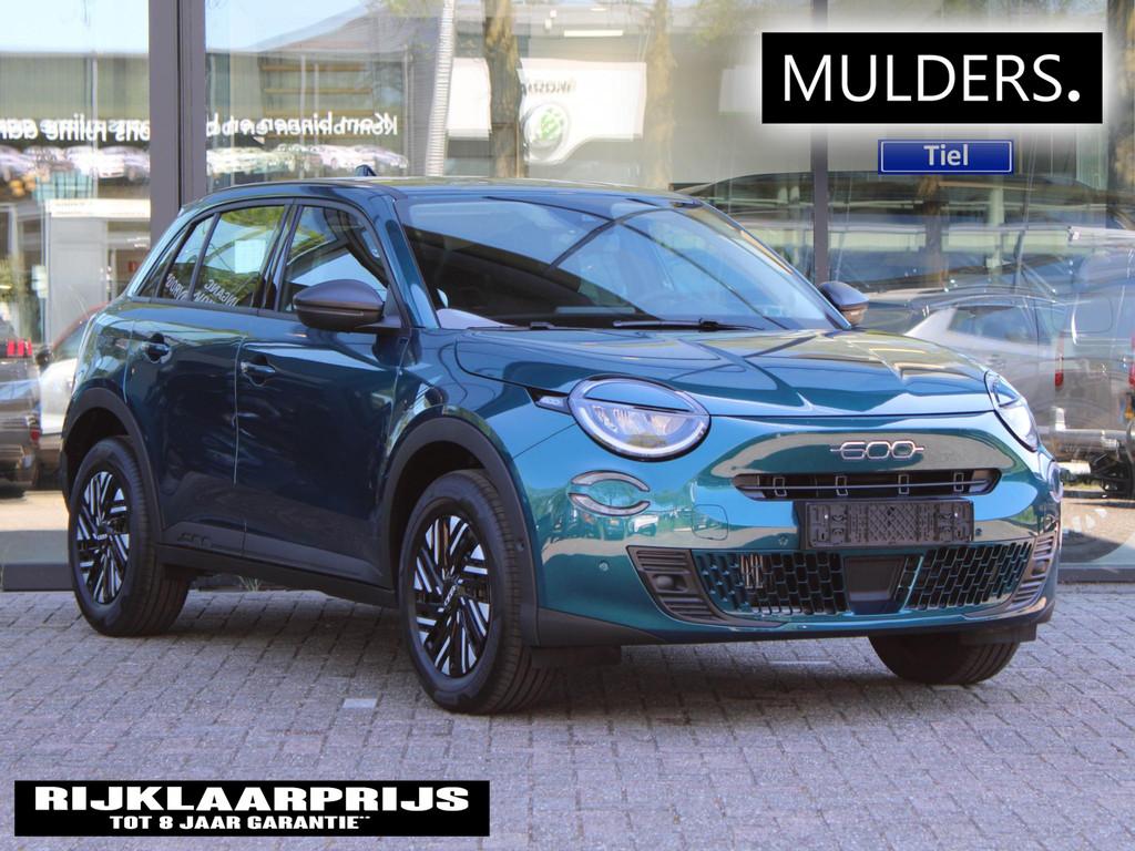 Fiat 600 1.2 Hybrid Icon VOORRAAD KORTING, 12 maanden, Stof, Euro 6, 1199 cc