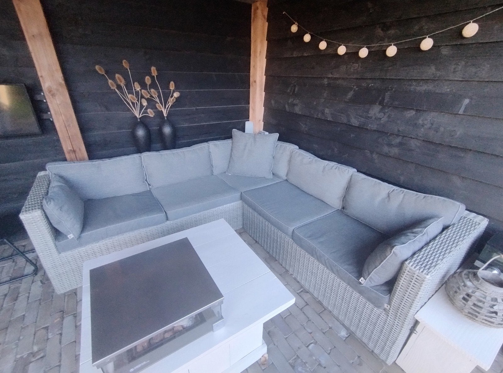 mooie hoek loungebank, halfrond wicker, Ophalen, 5 zitplaatsen, Zo goed als nieuw, Wicker