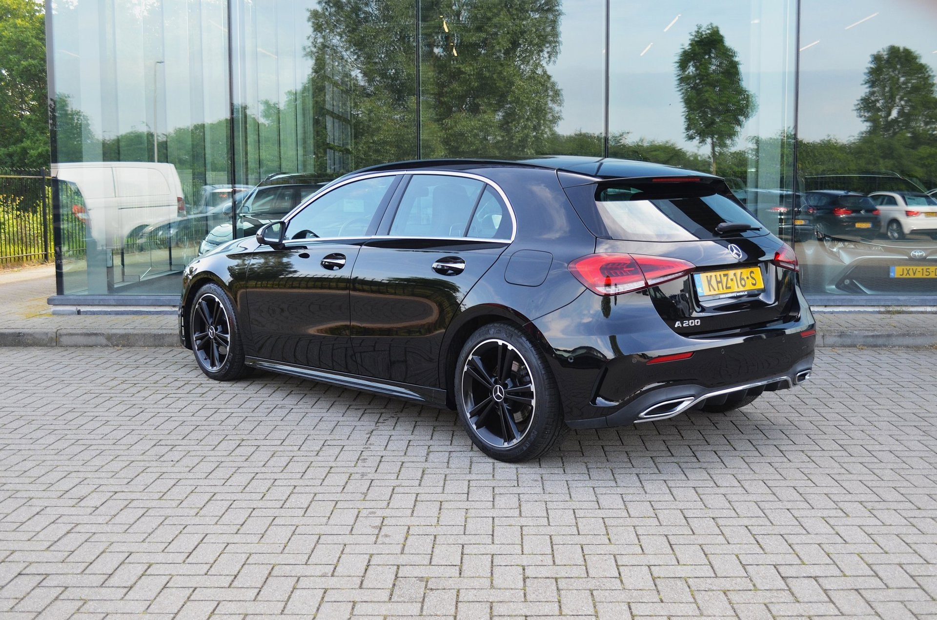 Mercedes-Benz A-klasse 200 AMG | Camera |Carplay | Navi, Auto's, Gebruikt, 4 cilinders, Bedrijf, 19 km/l