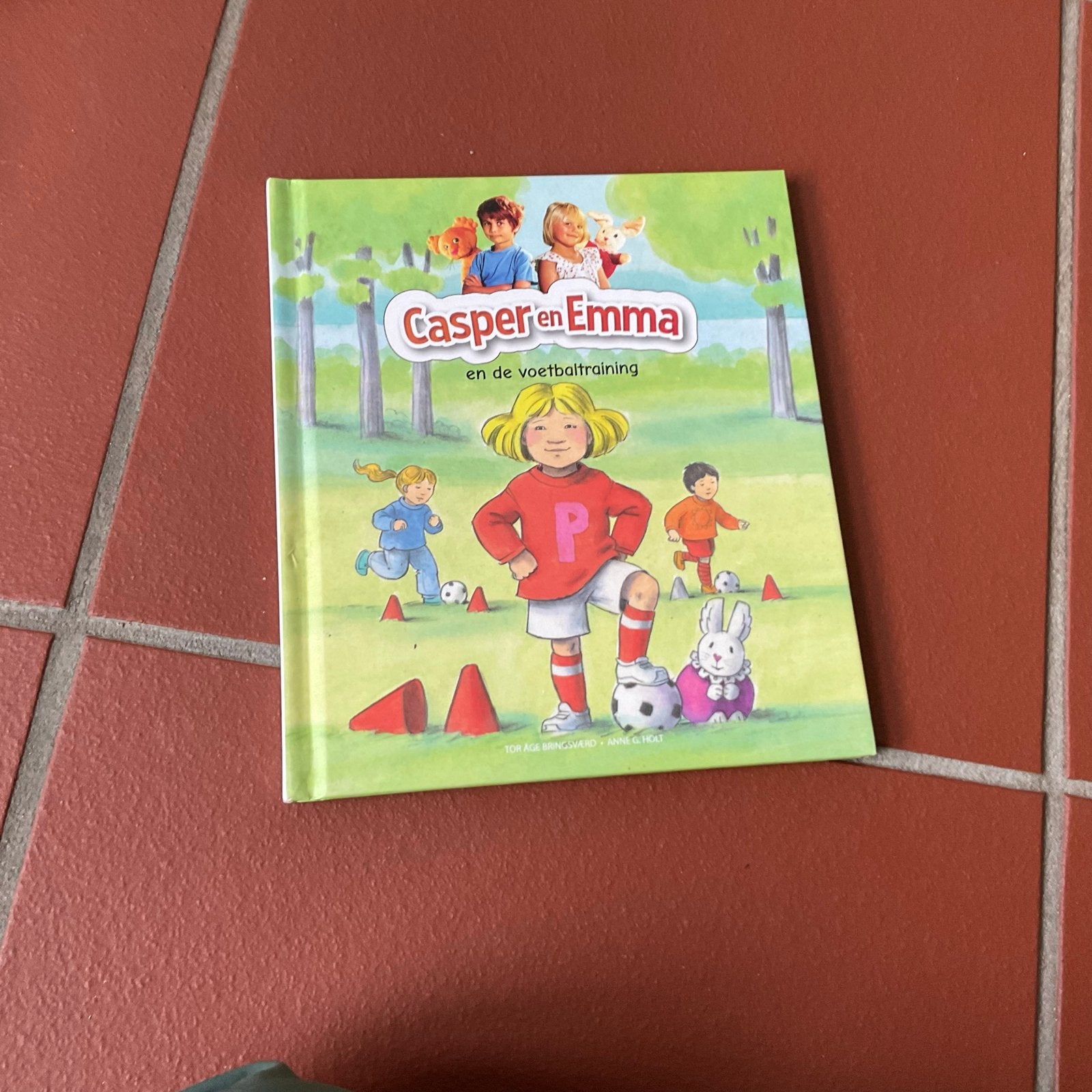 Casper en Emma en de voetbaltraining - Kinderboek, Gelezen, 5 of 6 jaar, Fictie algemeen, Jongen of Meisje
