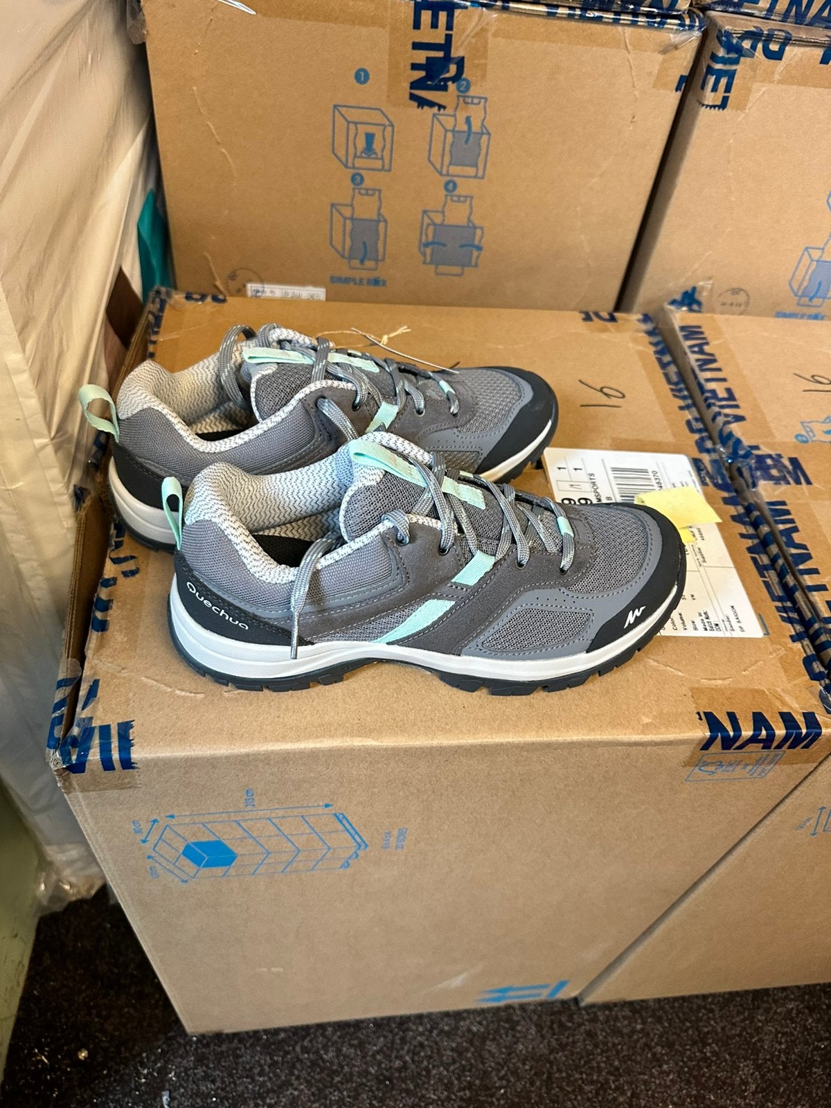 Partij Kinder schoenen en Dames schoenen 28-40 €8 per paar, Ophalen of Verzenden, Zo goed als nieuw, Meisje, Schoenen