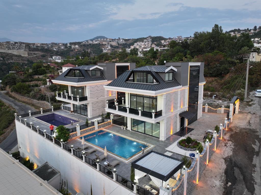 Exclusive 8+1 pano villa Alanya Turkije