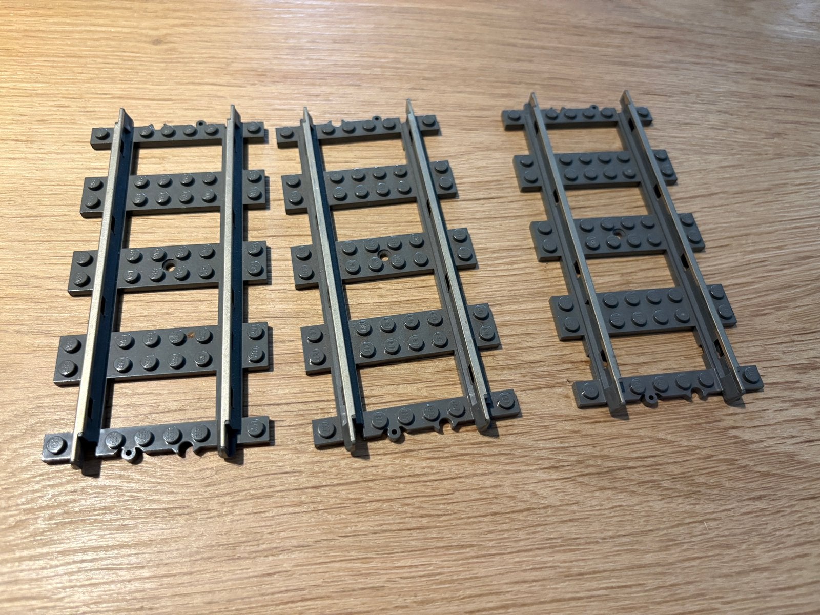 Lego recht stuk treinrails 5 euro per stuk, Ophalen of Verzenden, Gebruikt, Losse stenen, Lego