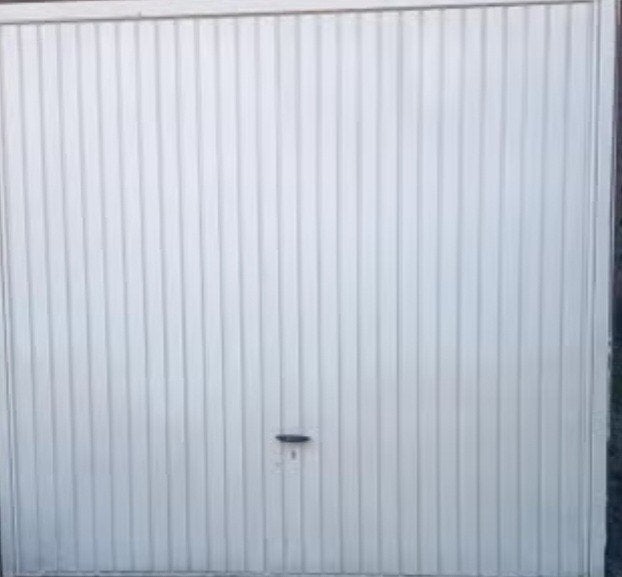 Garagedeur voor oud ijzer (veren verwijderd), Ophalen of Verzenden, Gebruikt, Metaal, Garagedeur