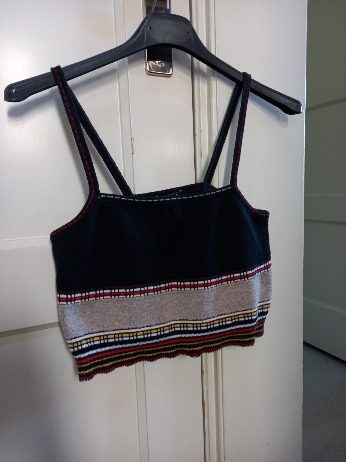 gebreide top hemdje Kookaï maat S maat 1 zwart en kleur, Kleding | Dames, Tops, Kookaï, Meerkleurig, Ophalen of Verzenden, Zo goed als nieuw