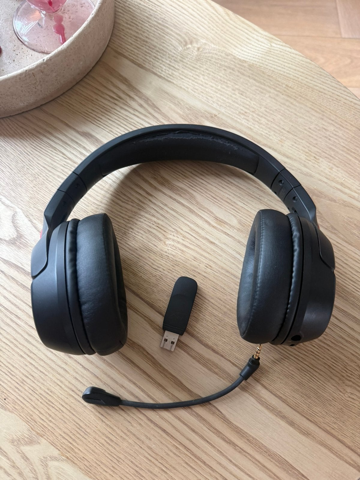 HyperX Cloud flight Wireless Gaming Headset – nette staat, Gebruikt, Verzenden, Draadloos, Over-ear