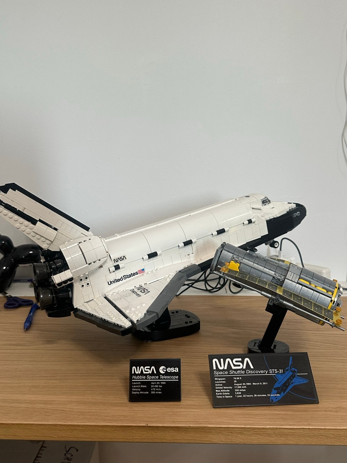 Lego NASA Space Shuttle Discovery (10283), Ophalen of Verzenden, Gebruikt