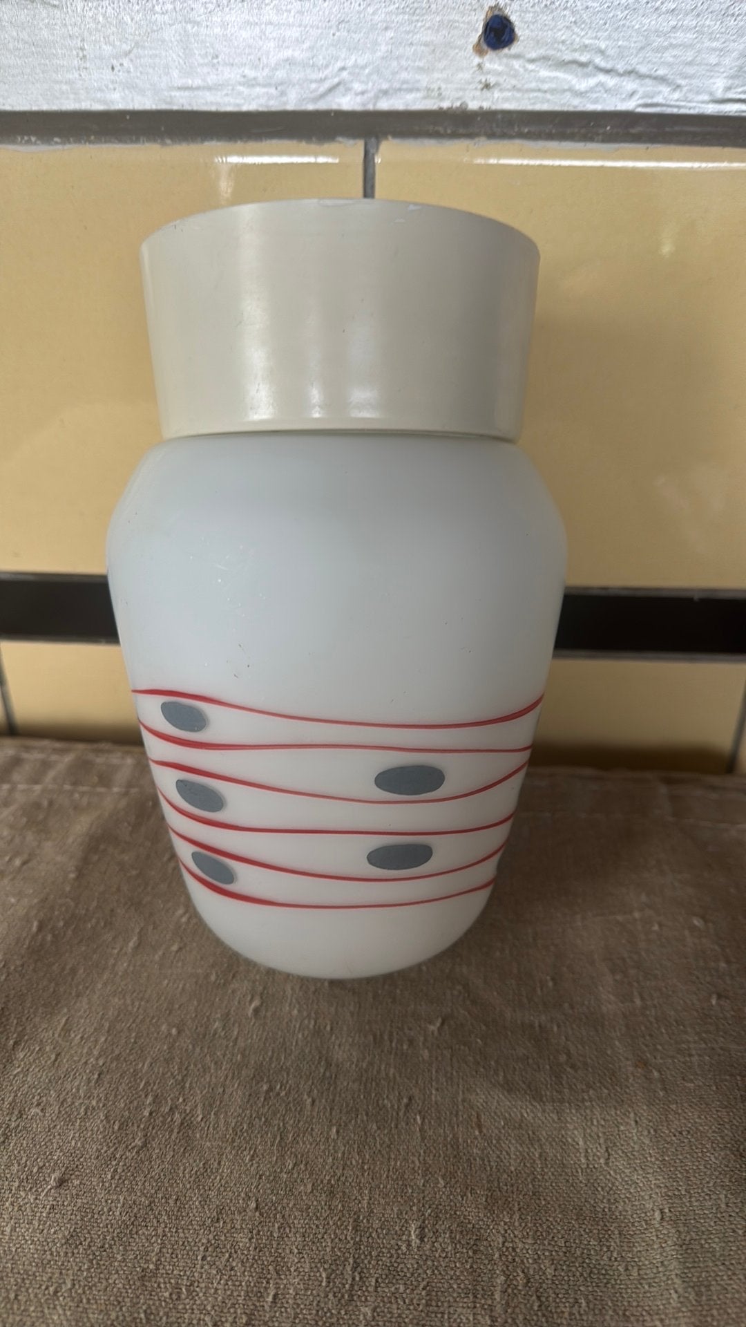 Vintage bollamp plafond jaren 60 - 70, Zo goed als nieuw, Glas, Vintage, E27 (groot)