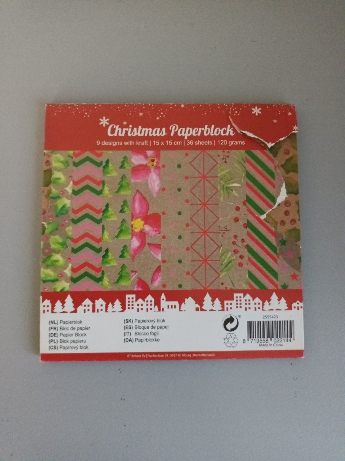 Kerst papierblok Kerstmis 26 vellen kraft papier 15x15 cm, Hobby en Vrije tijd, Scrapbooking, Ophalen of Verzenden, Zo goed als nieuw