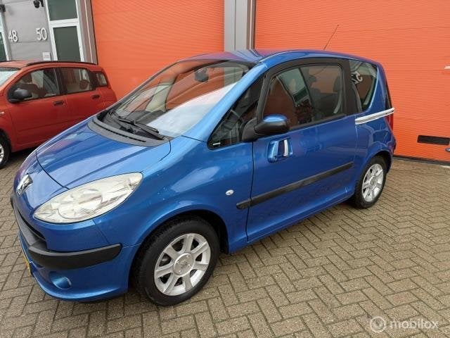 Peugeot 1007 1.4 GENTRY APK-26-08-2027- 159.000 KM NAP-, Voorwielaandrijving, 4 cilinders, Origineel Nederlands, Bedrijf