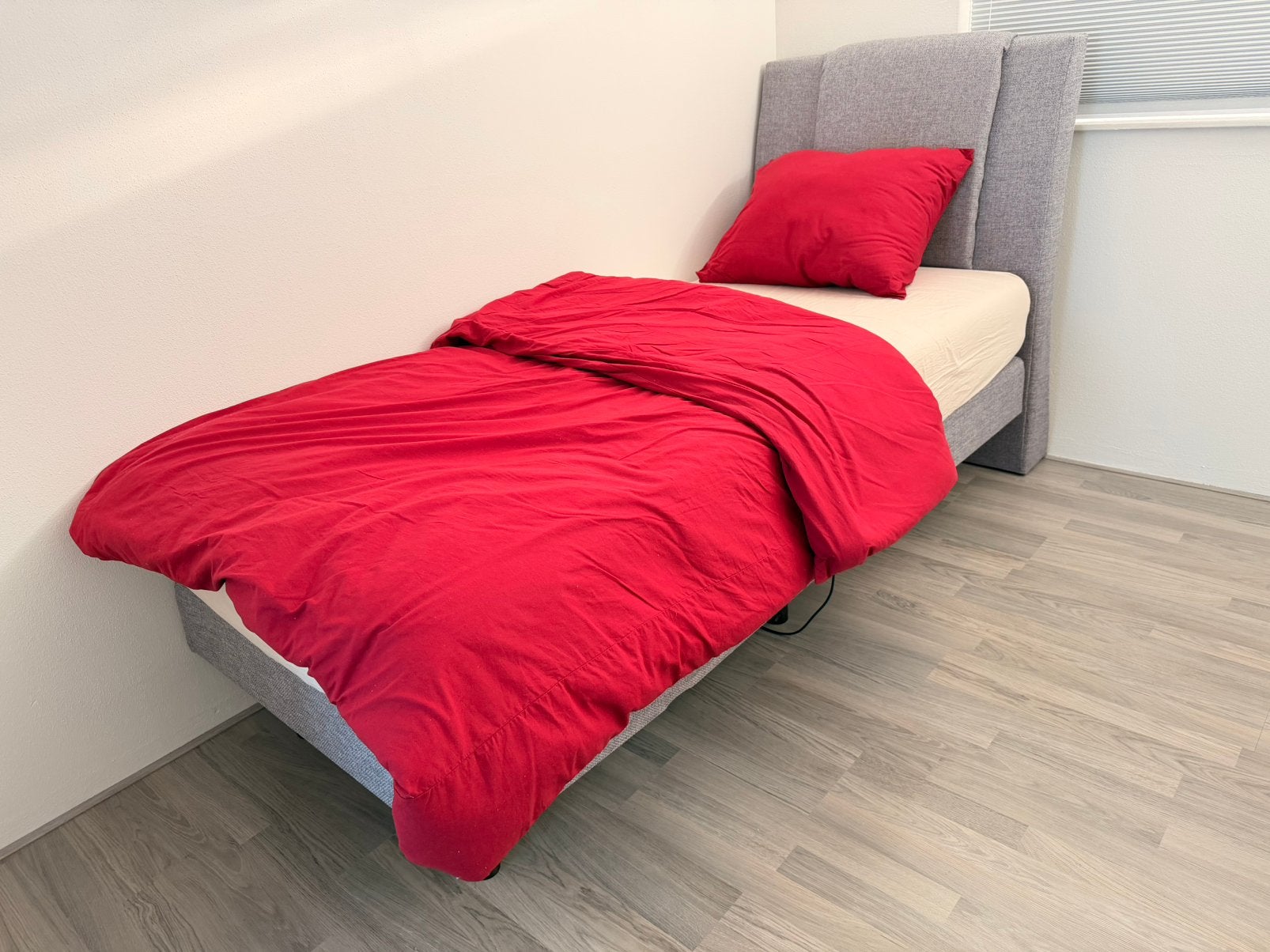 Comfortabele Elektrisch Verstelbare 1-Persoons Boxspring, Ophalen, Verstelbaar, 90 cm, Eenpersoons