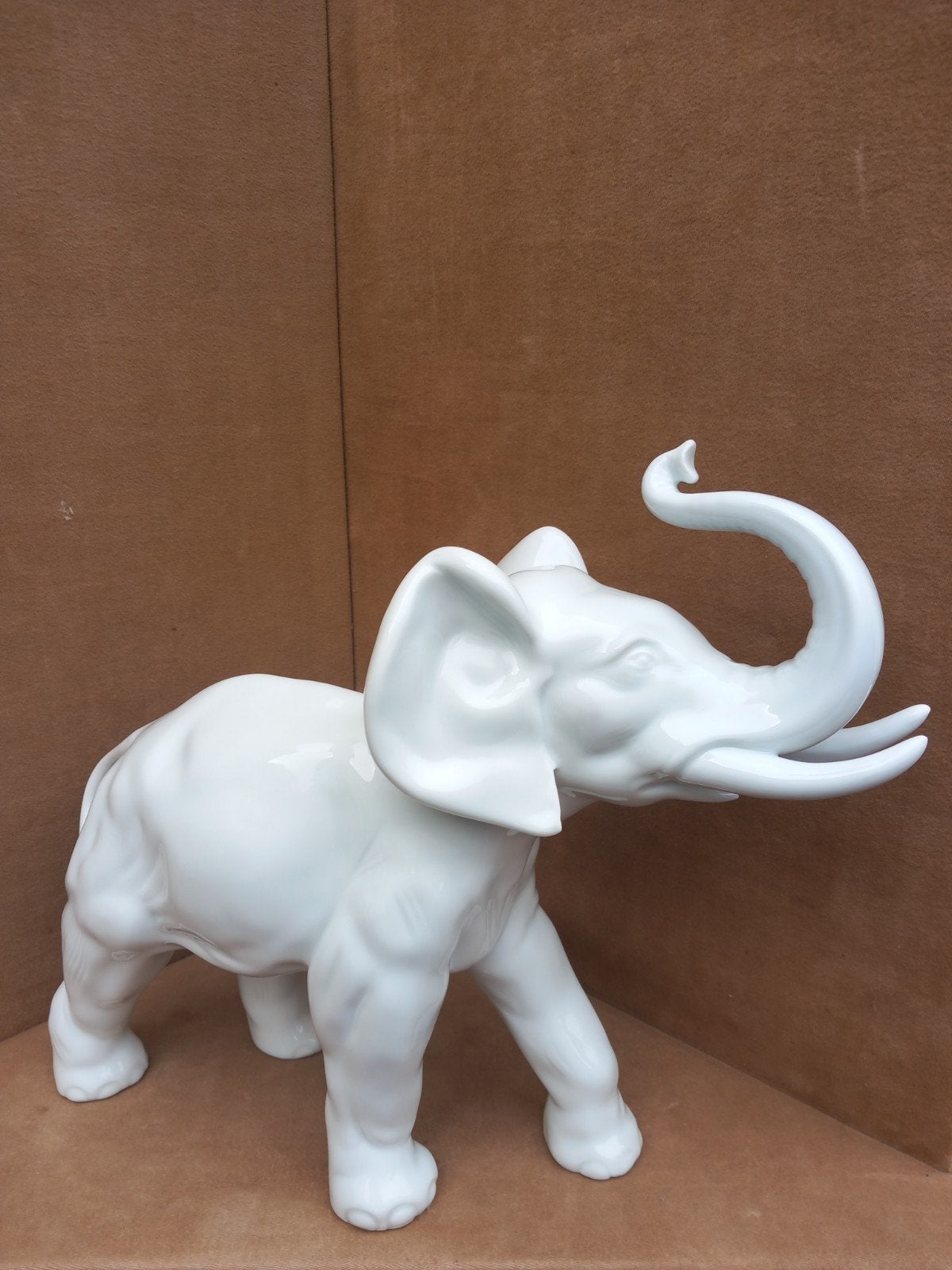Witte porseleinen olifant, Ophalen of Verzenden, Gebruikt, Dier