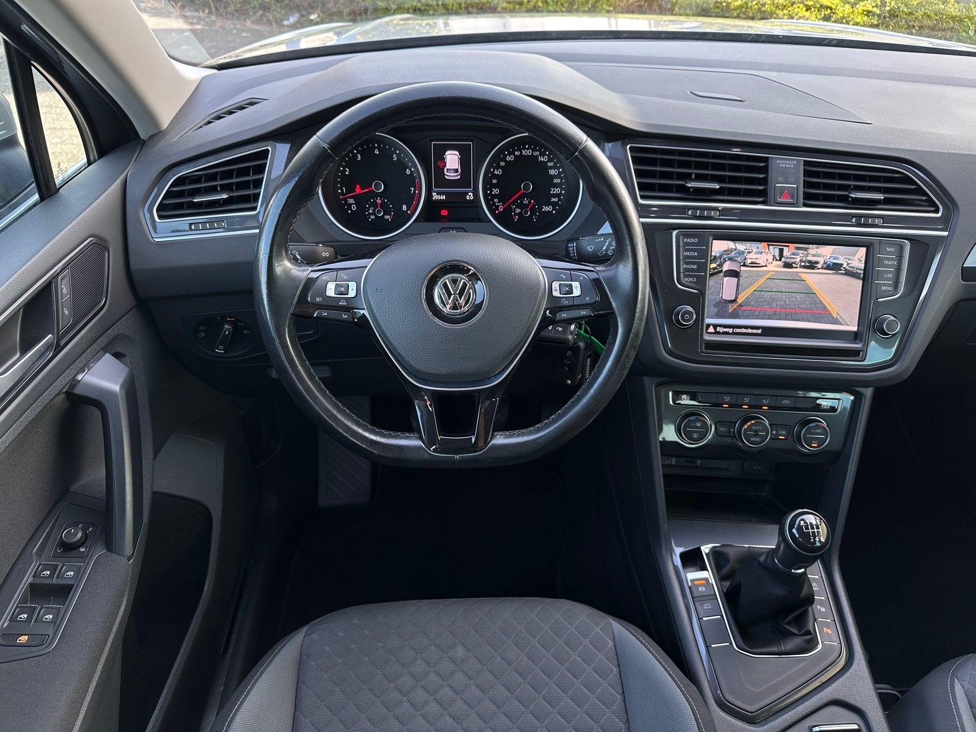 Volkswagen Tiguan 1.4 TSI Comfortline|1e Eigenaar|Camera|Nav, Auto's, Voorwielaandrijving, 125 pk, Gebruikt, Euro 6