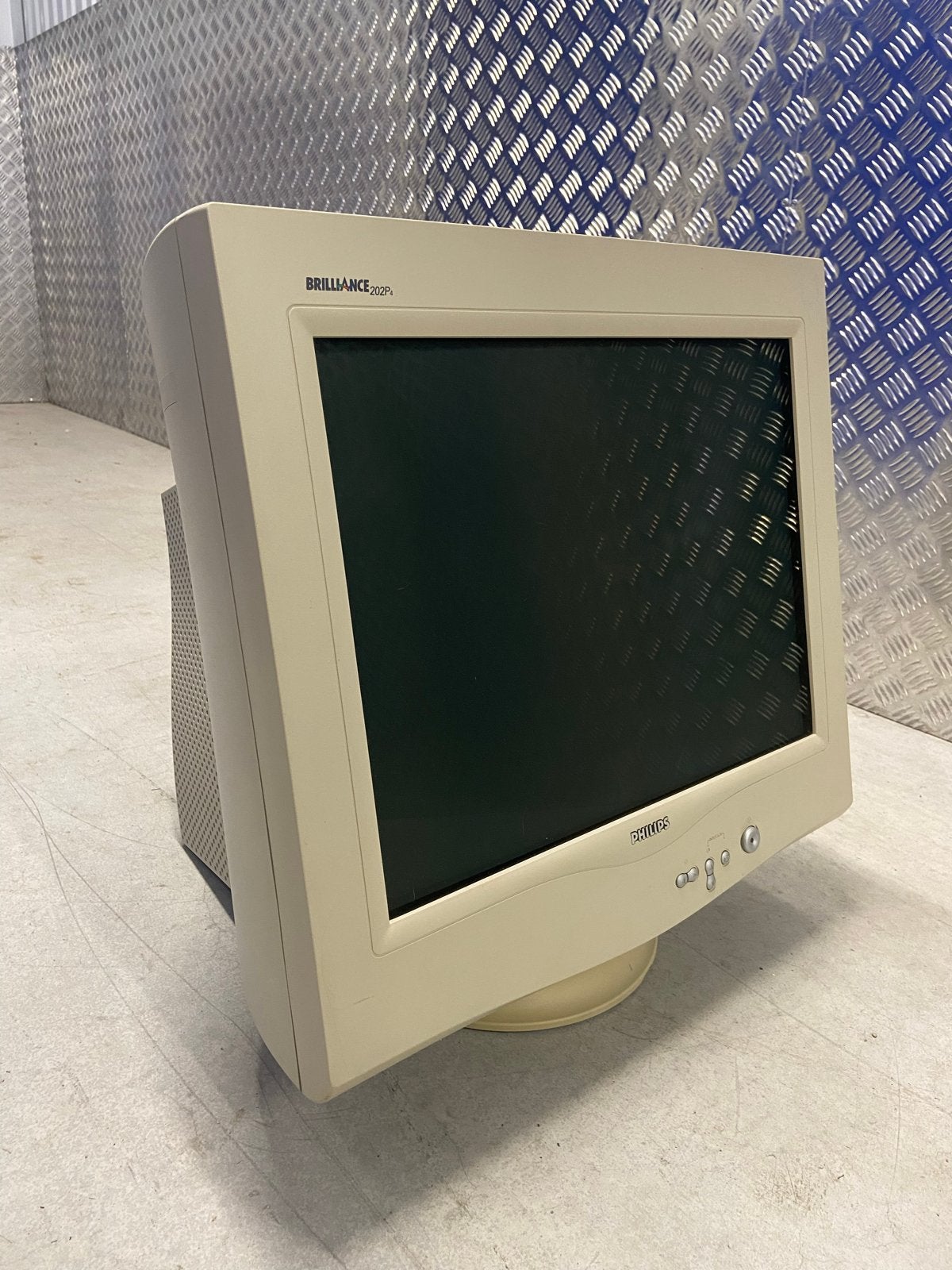 21” CRT Monitor - Philips Brilliance 202P4 (Diamondtron), Gebruikt, Kantelbaar, 101 t/m 150 Hz, Full HD