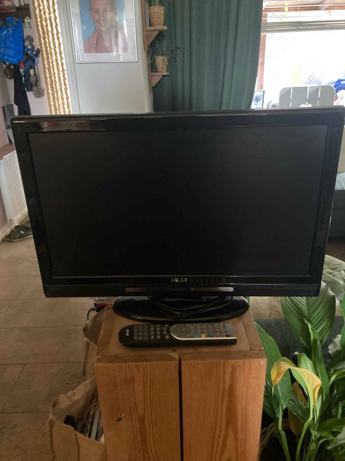 AKAI ALD2214FH LCD-TV/DVD combi, Audio, Tv en Foto, Gebruikt, 50 Hz, LCD, 40 tot 60 cm