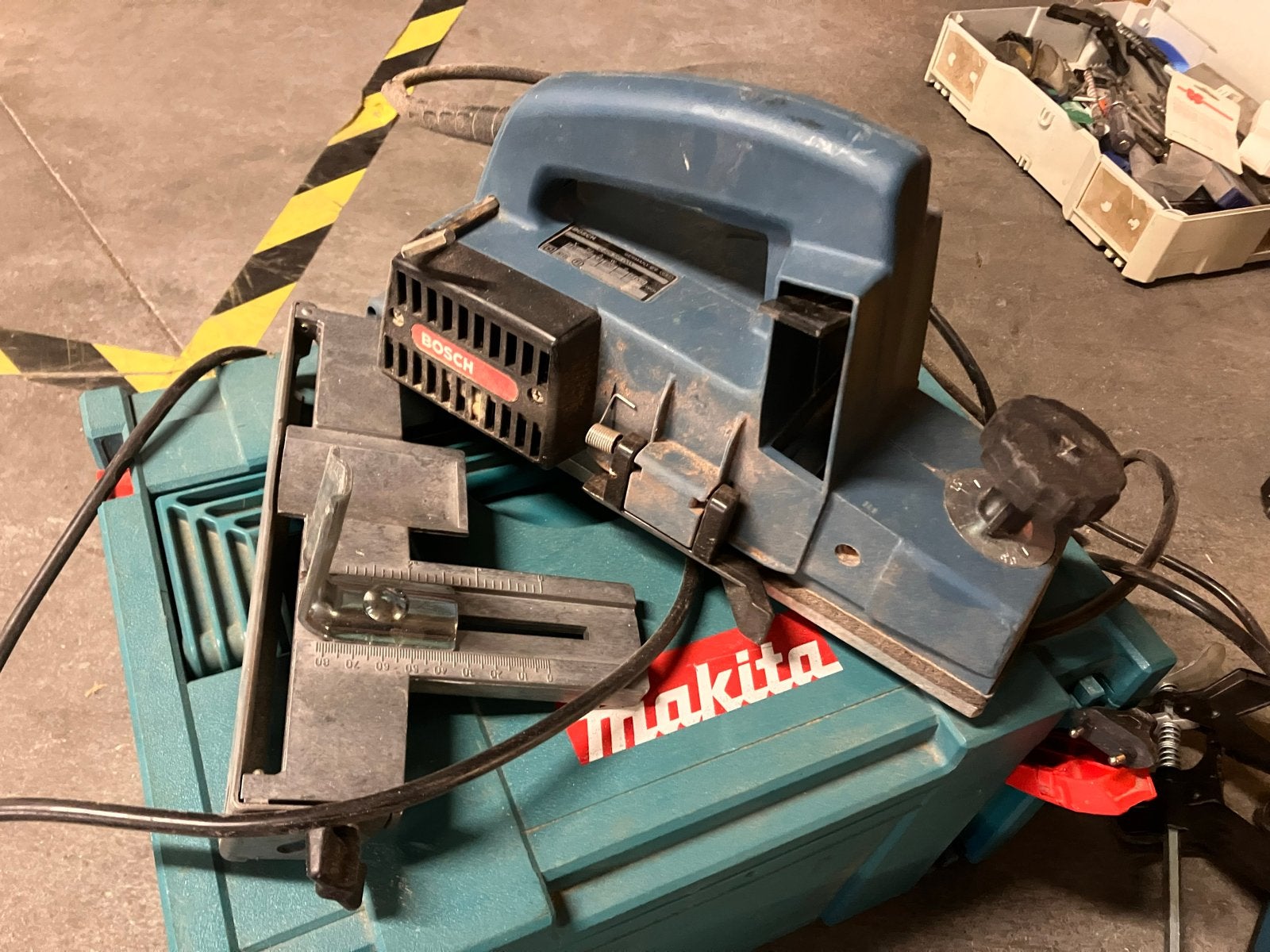 Bosch schaafmachine - Krachtige elektrische schaaf, Doe-het-zelf en Verbouw, Ophalen, Gebruikt, Elektrisch