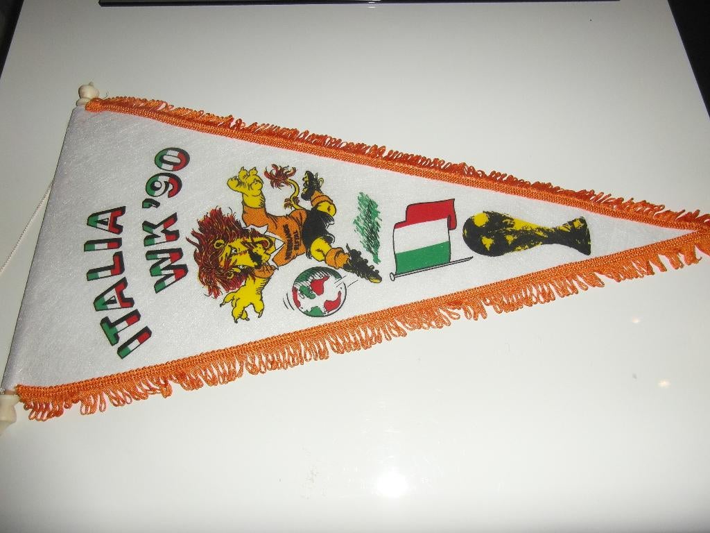 voetbal vaan groot wk 1990 nederlands elftal holland, Verzamelen, Sportartikelen en Voetbal, Ophalen of Verzenden, Zo goed als nieuw