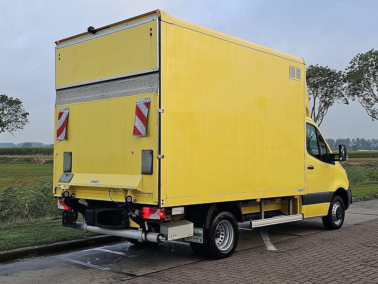 MERCEDES-BENZ SPRINTER 514 bakwagen laadklep!, Auto's, Gebruikt, Euro 6, 143 pk, Bedrijf