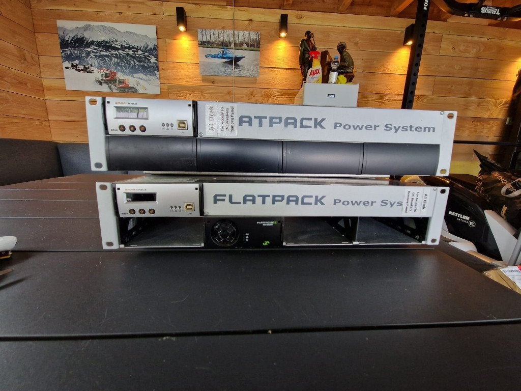 Eltek FP2 48V 8kW DC Rectifier Omvormer 19"2U Rackmount (2x), Ophalen of Verzenden, Zo goed als nieuw