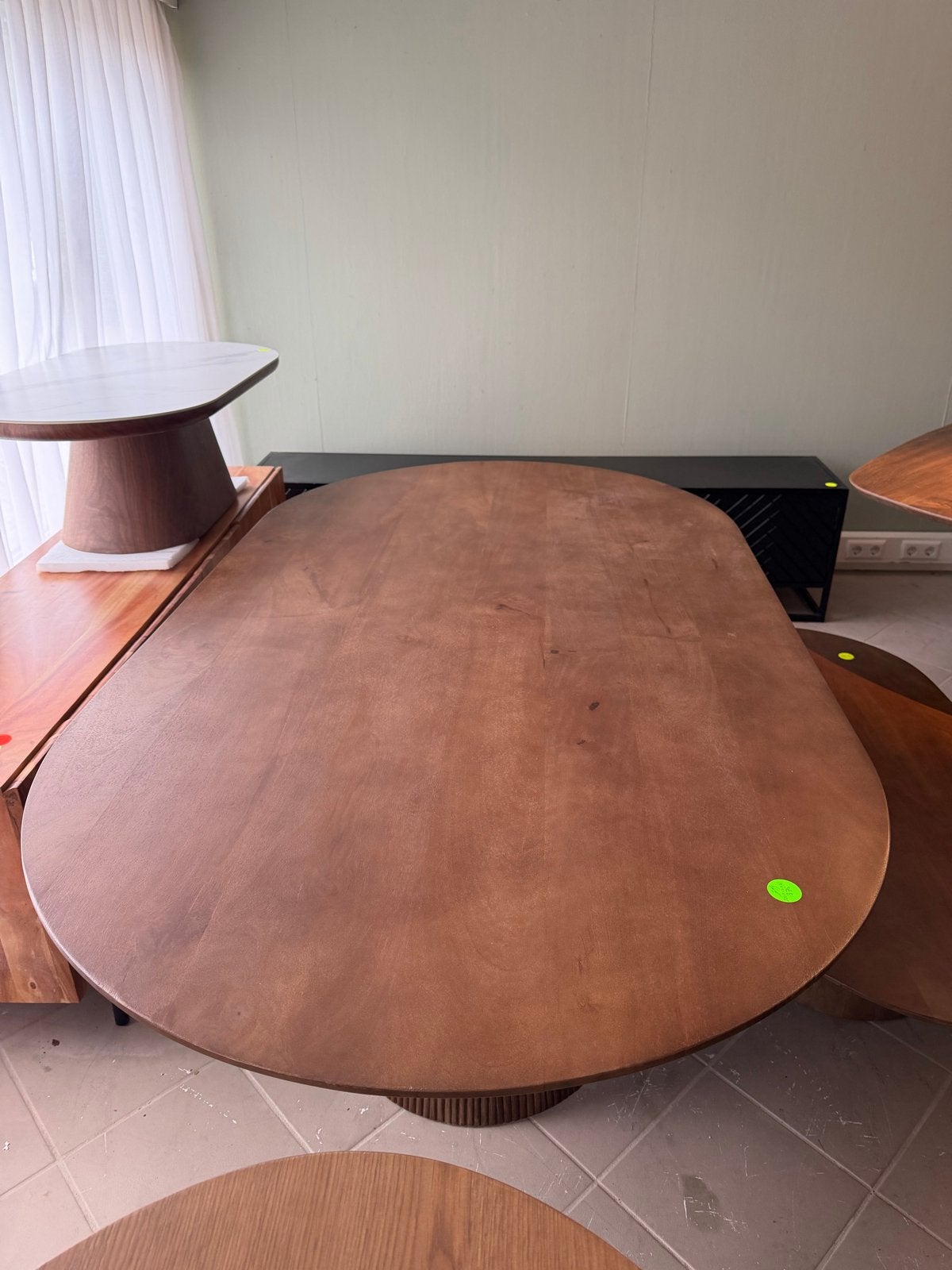 Nieuwe Deense Ovale Eettafel Mangohout Walnoot 200x110x76cm, Ophalen, Japandi, 100 tot 150 cm, Nieuw