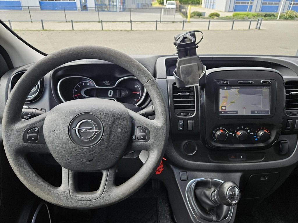 Opel Vivaro 1.6 CDTI L1H1 Airco Camera lage km Trekhaak, Gebruikt, Euro 6, 2000 kg, Wit