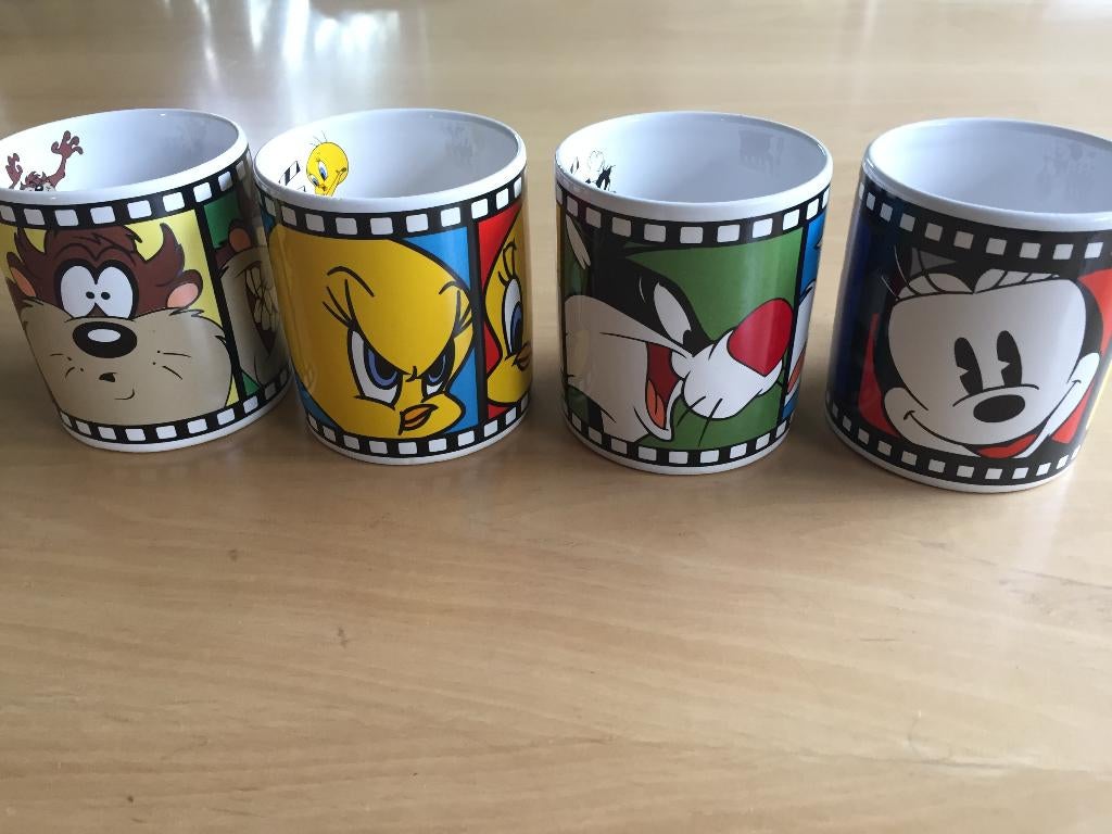 4x mok drinkbeker Warner Bross 1996, Ophalen of Verzenden, Overige figuren, Nieuw, Gebruiksvoorwerp