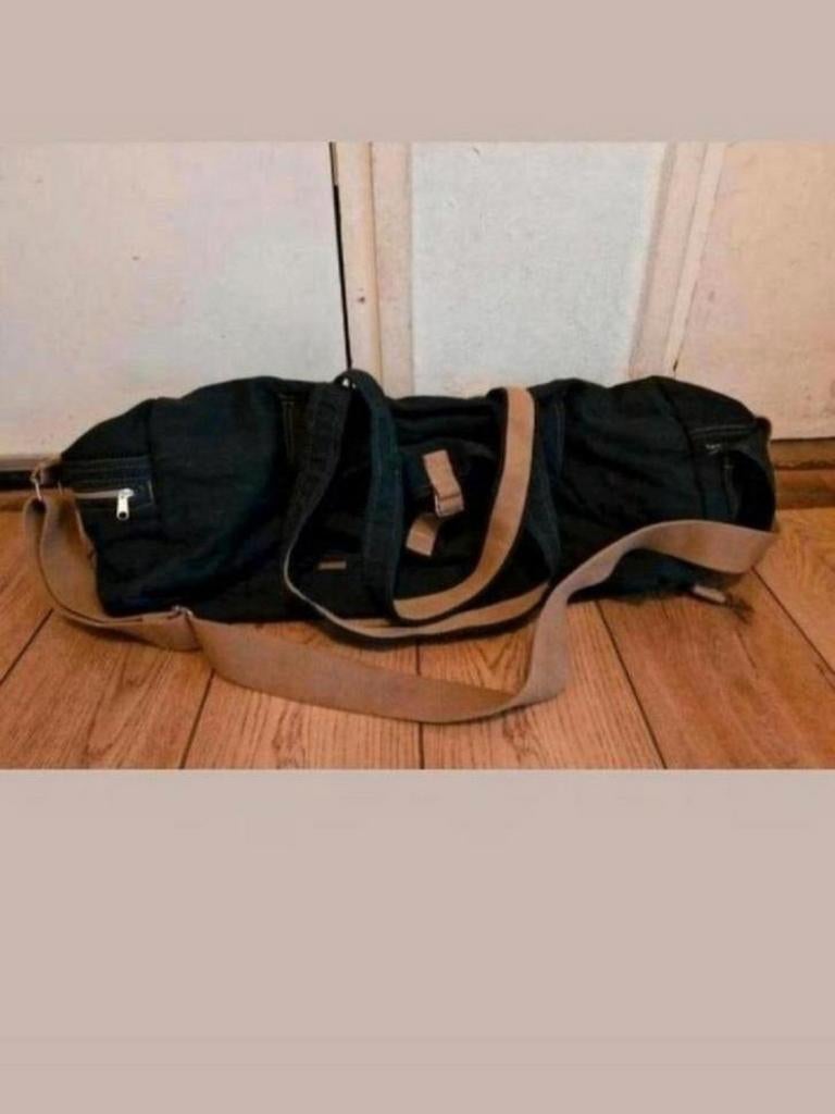 Te koop!Te koop Handtas/ weekendtas/ reistas., Ophalen, Hondenjas
